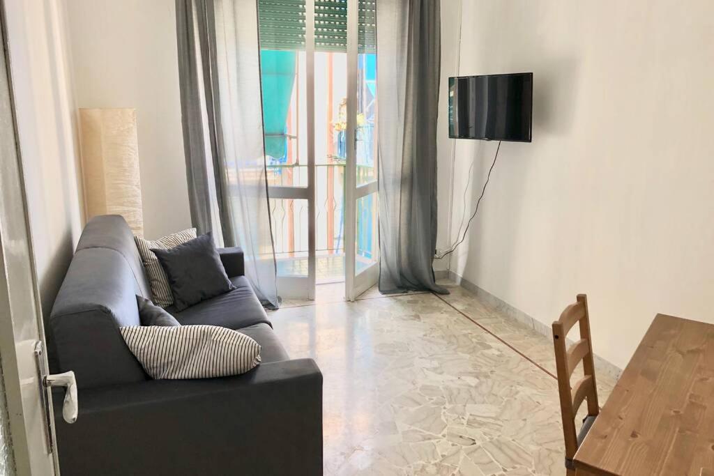La Casa Di Pietro Lägenhet Finale Ligure Exteriör bild